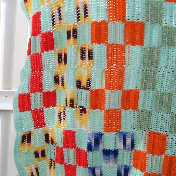 Vintage mint green blue multicolor checker print crochet knit afghan blanket - Picture 4 of 4
